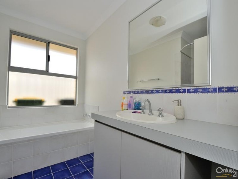 12 Osprey Vista, Rockingham WA 6168