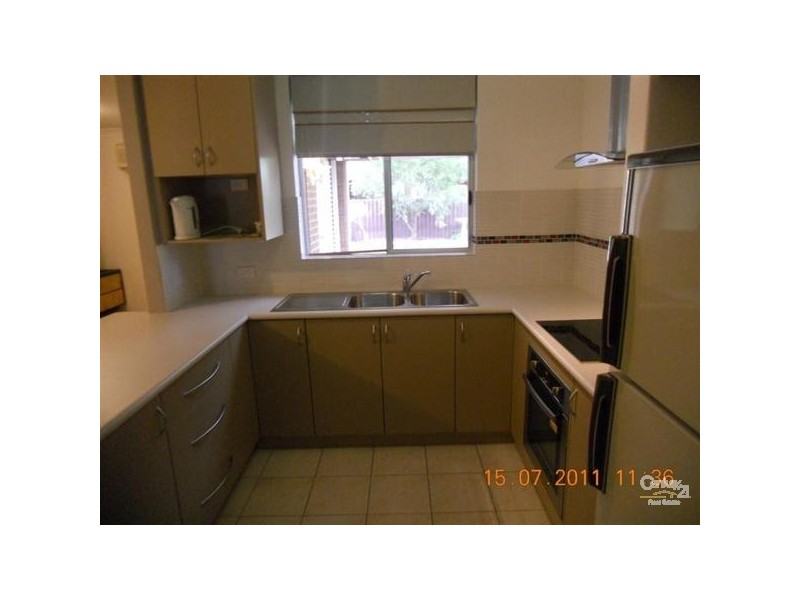 9 Tobago Place, Safety Bay WA 6169