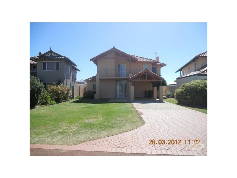 4 Wave Cove, Port Kennedy WA 6172