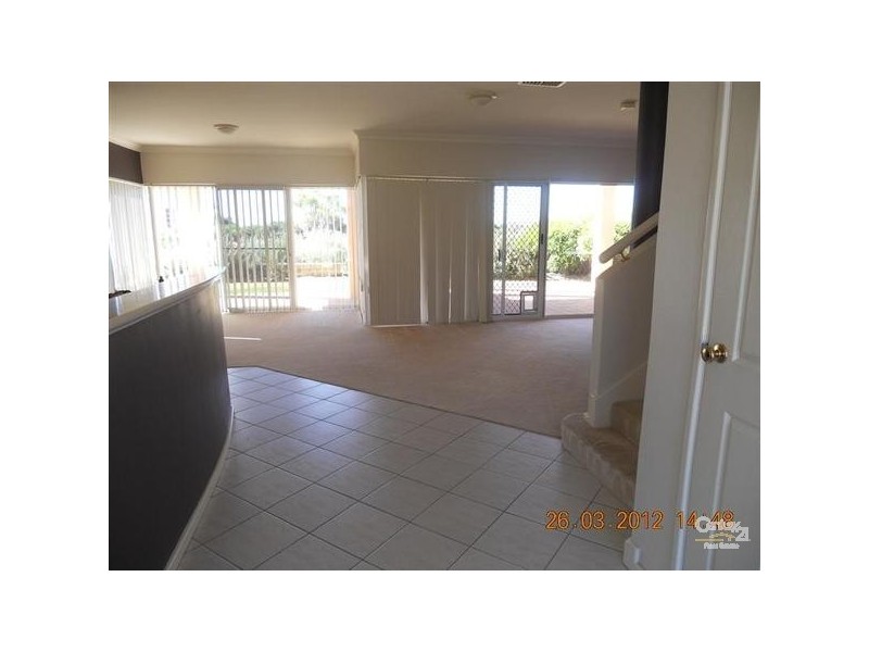 4 Wave Cove, Port Kennedy WA 6172