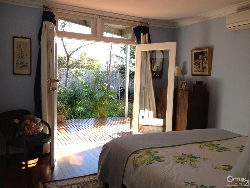 1 Delphinus Place, Rockingham WA 6168