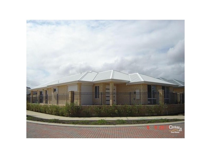 16 Johanna Way, Secret Harbour WA 6173