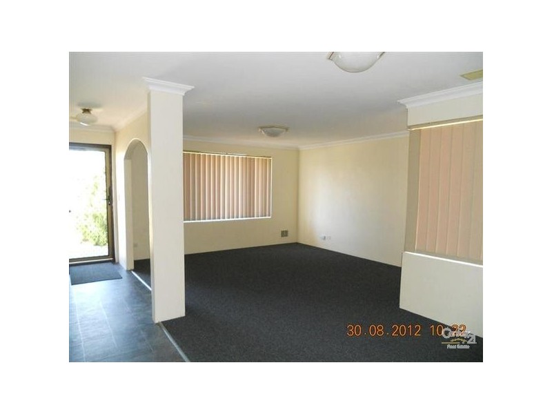 27 St Andrews Loop, Cooloongup WA 6168