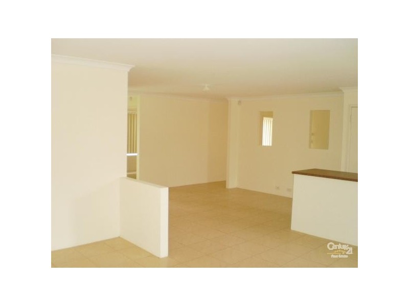 4 Curlewis Drive, Baldivis WA 6171