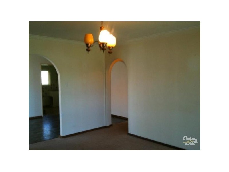 13 Leeder Street, Safety Bay WA 6169