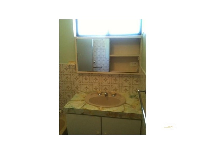 13 Leeder Street, Safety Bay WA 6169