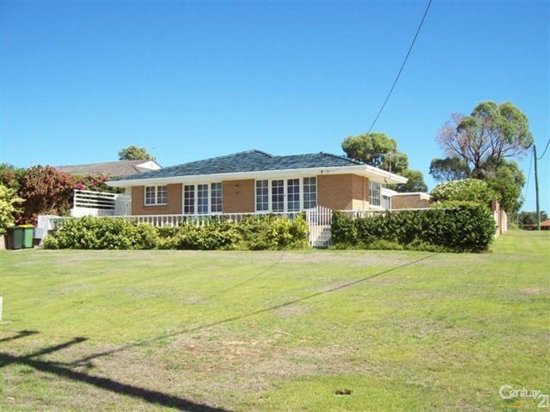 47 Fourth Avenue, Shoalwater WA 6169