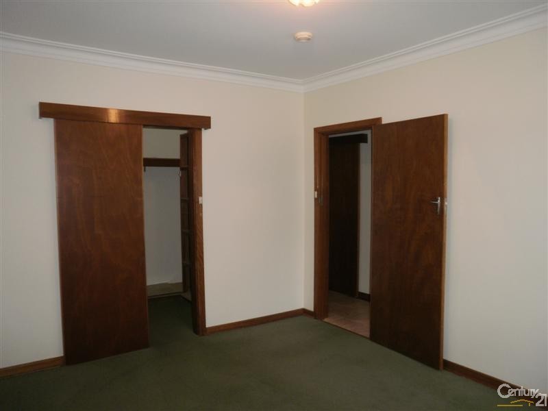 47 Fourth Avenue, Shoalwater WA 6169