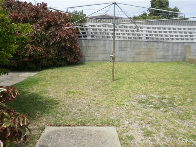 47 Fourth Avenue, Shoalwater WA 6169