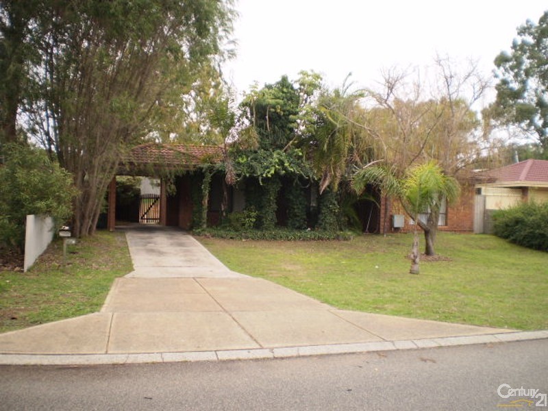 22 Cimbor Way, Parmelia WA 6167