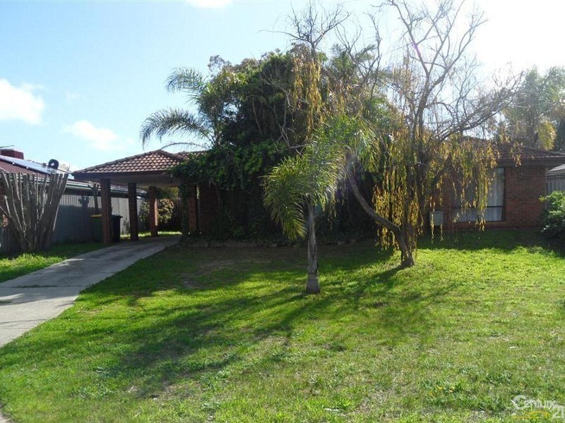 22 Cimbor Way, Parmelia WA 6167