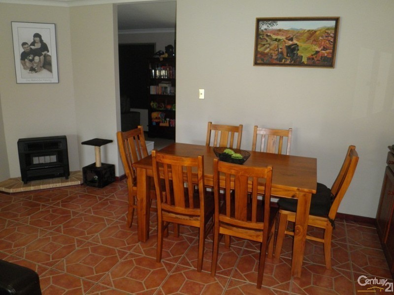 7 Gidgi Way, Waikiki WA 6169