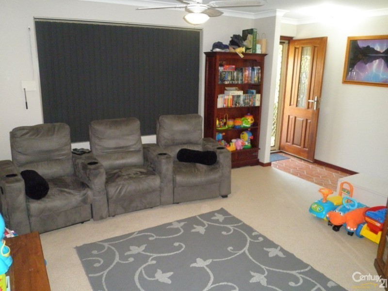 7 Gidgi Way, Waikiki WA 6169