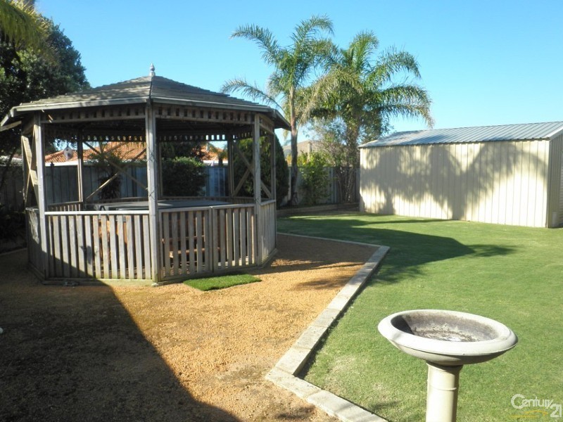 7 Gidgi Way, Waikiki WA 6169