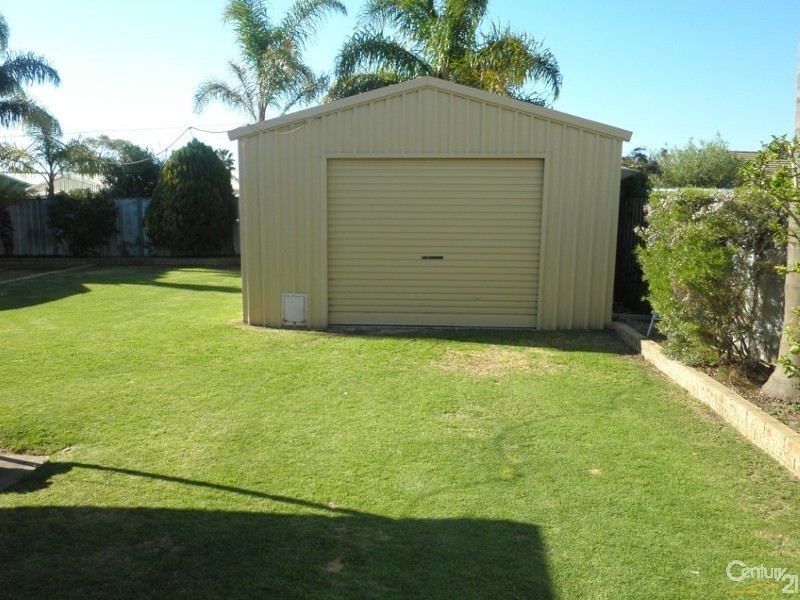 7 Gidgi Way, Waikiki WA 6169