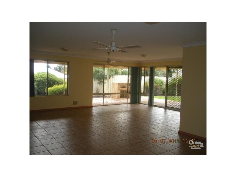 91 Huxtable Terrace, Baldivis WA 6171