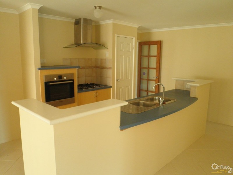 5 Uist Close, Port Kennedy WA 6172