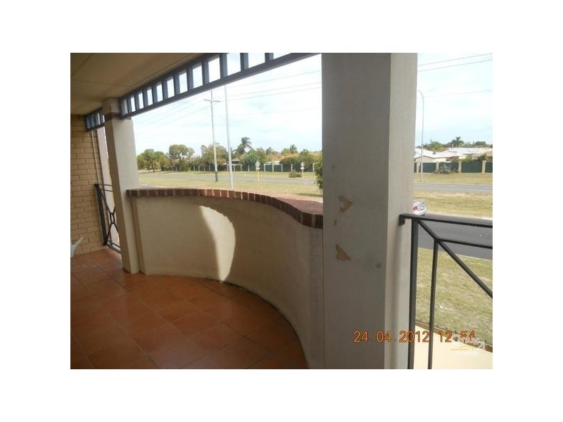 11/4 Marlo Place, Waikiki WA 6169