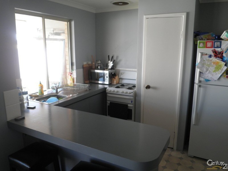 5 Carpul Place, Waikiki WA 6169