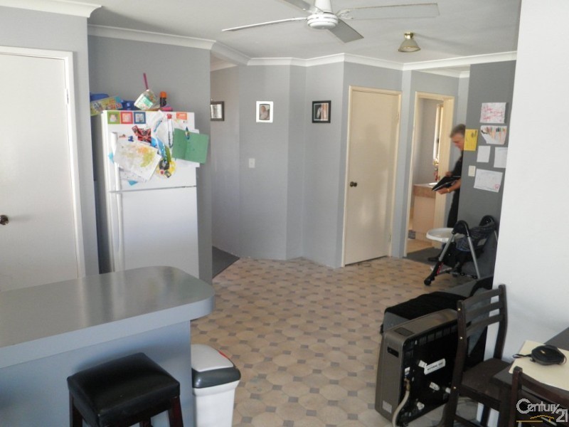 5 Carpul Place, Waikiki WA 6169