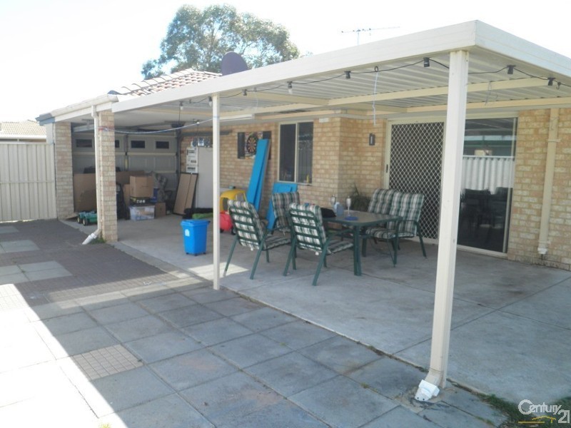 5 Carpul Place, Waikiki WA 6169