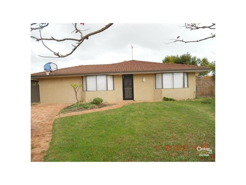 1 Mizzen Court, Waikiki WA 6169