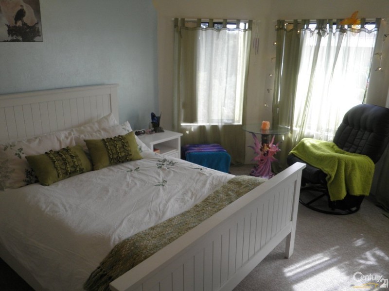 4 Skipjack Way, Warnbro WA 6169