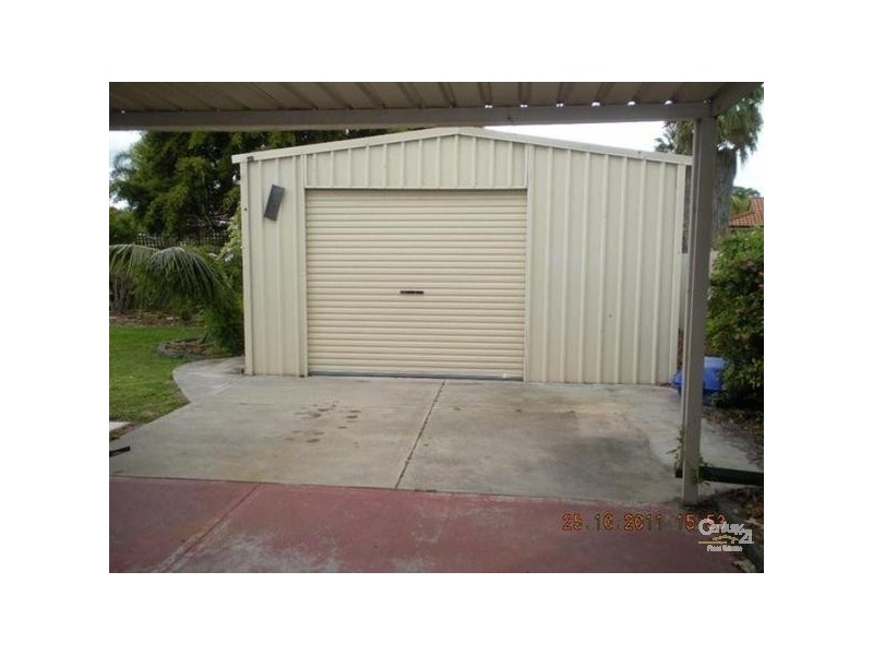 8 Breaden Drive, Cooloongup WA 6168