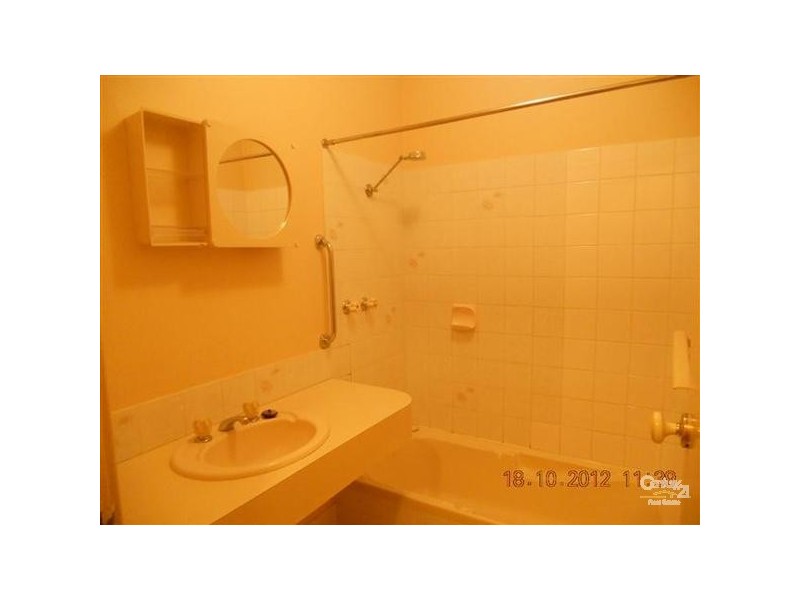 17/6 Hawkins Street, Rockingham WA 6168