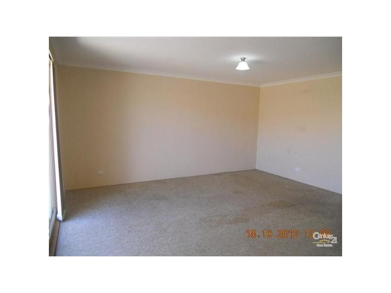 17/6 Hawkins Street, Rockingham WA 6168