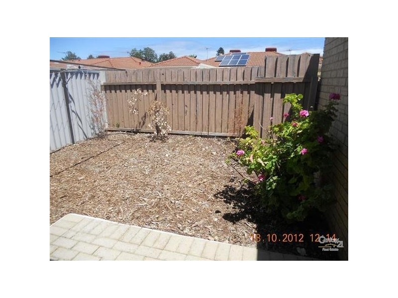 17/6 Hawkins Street, Rockingham WA 6168