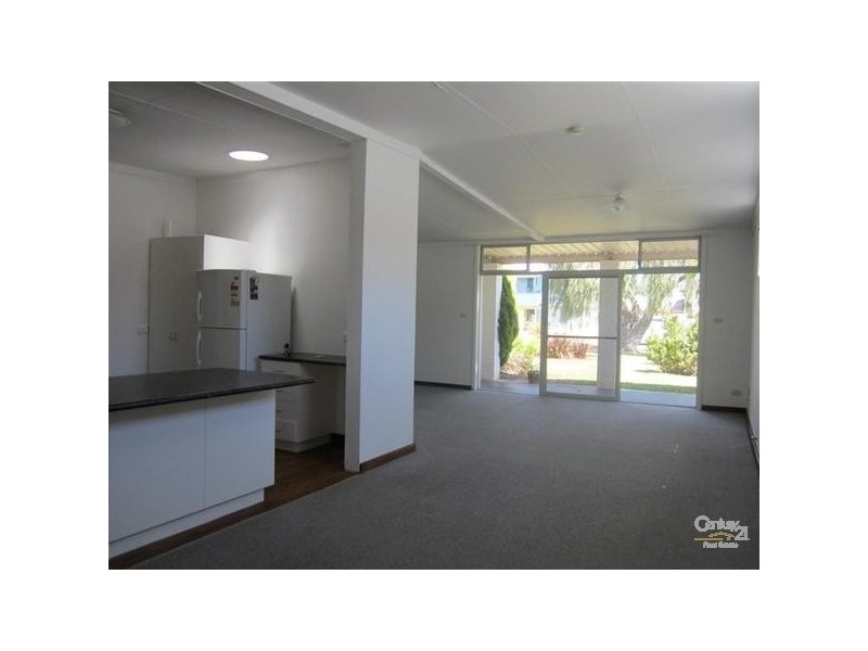 28 Griggs Way, Rockingham WA 6168
