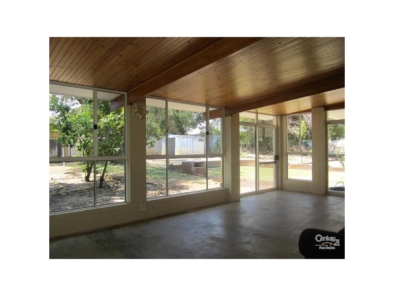 28 Griggs Way, Rockingham WA 6168