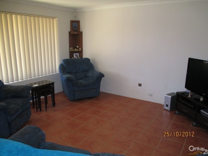 6 Waterfront Parkway, Shoalwater WA 6169