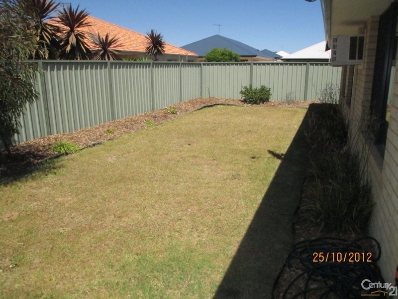 6 Waterfront Parkway, Shoalwater WA 6169