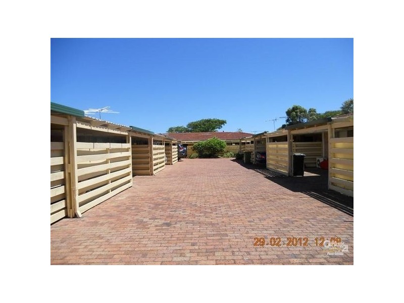 6/15 Fisher Street, Rockingham WA 6168