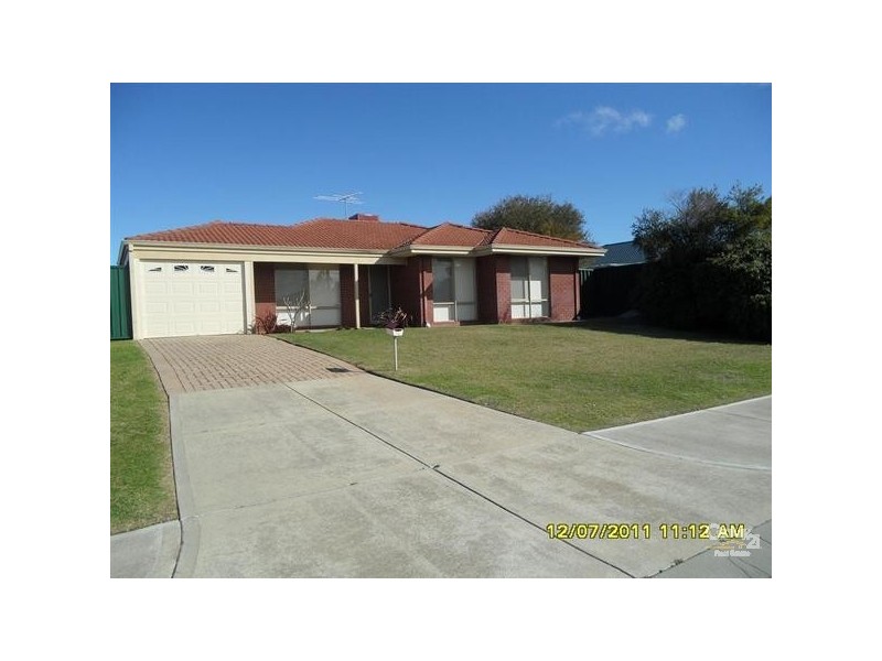 10 Labyrinth Street, Waikiki WA 6169