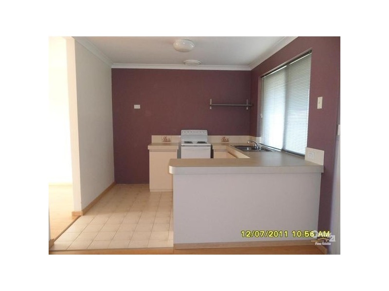 10 Labyrinth Street, Waikiki WA 6169