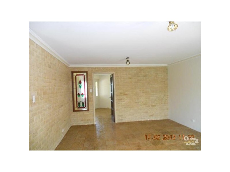 25 Shelton Street, Waikiki WA 6169