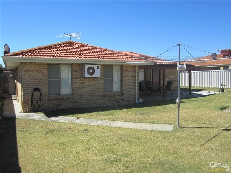 7 Glenway Loop, Cooloongup WA 6168