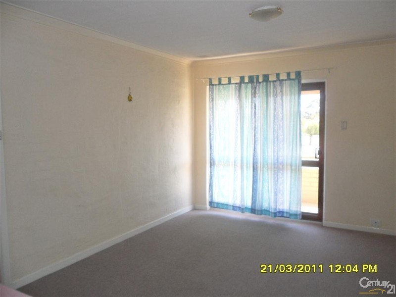 18/15 Corvus Place, Rockingham WA 6168