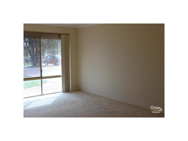 3 Camm Place, Waikiki WA 6169