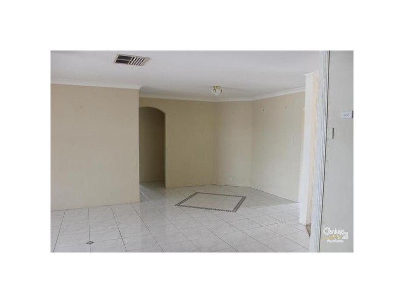 3 Camm Place, Waikiki WA 6169