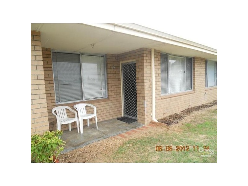 5/4 Afon Avenue, Shoalwater WA 6169
