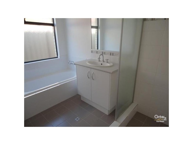 5 Lavinia Crescent, Secret Harbour WA 6173