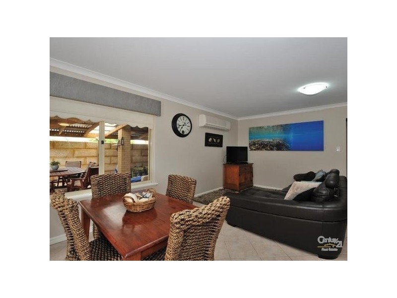 2/153 Penguin Road, Safety Bay WA 6169