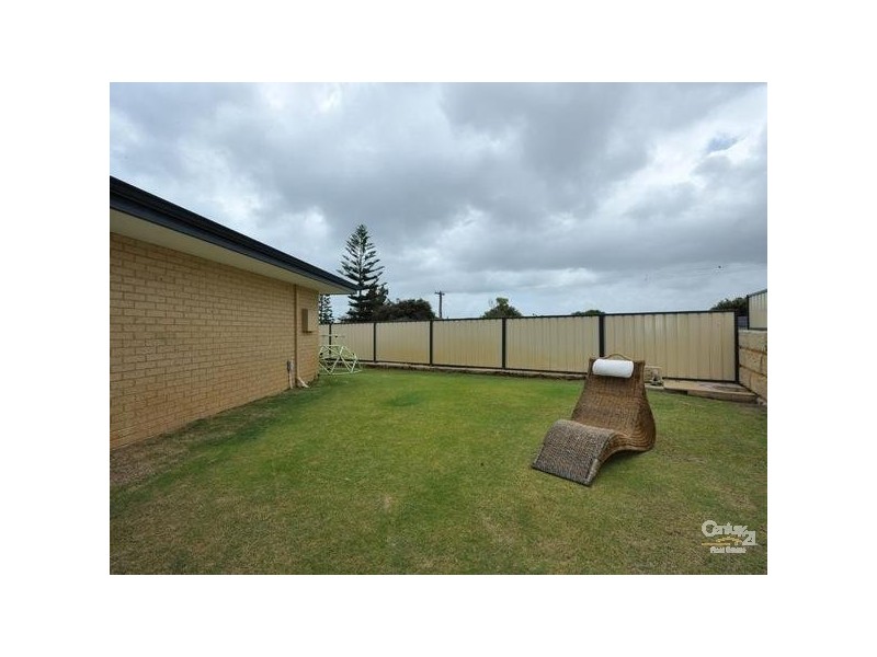 2/153 Penguin Road, Safety Bay WA 6169