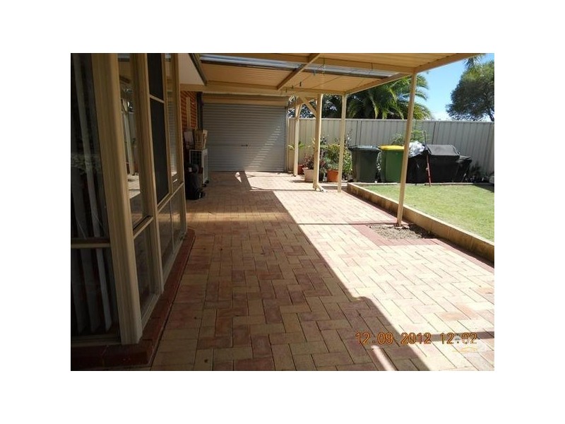 25 Dress Circle, Warnbro WA 6169