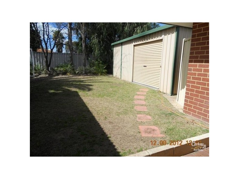 25 Dress Circle, Warnbro WA 6169