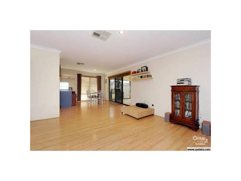 96 Fisher Street, Rockingham WA 6168